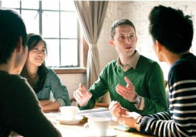 青島出國(guó)前英文培訓(xùn)與商務(wù)咨詢(xún)服務(wù)詳解